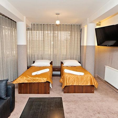 Hotel Turkus Jarosław 외부 사진