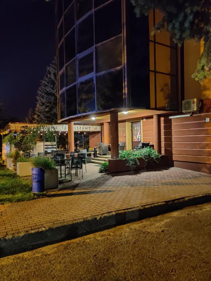 Hotel Turkus Jarosław 외부 사진