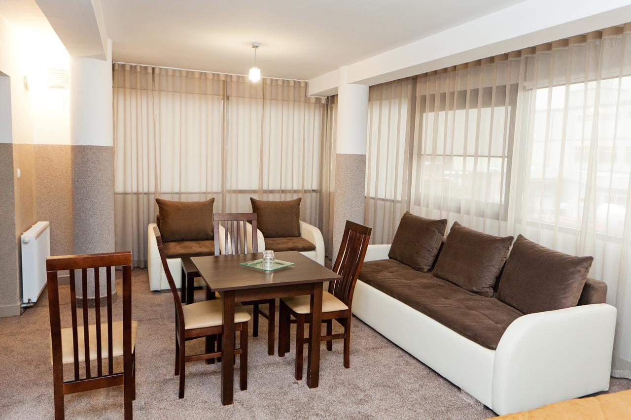 Hotel Turkus Jarosław 외부 사진