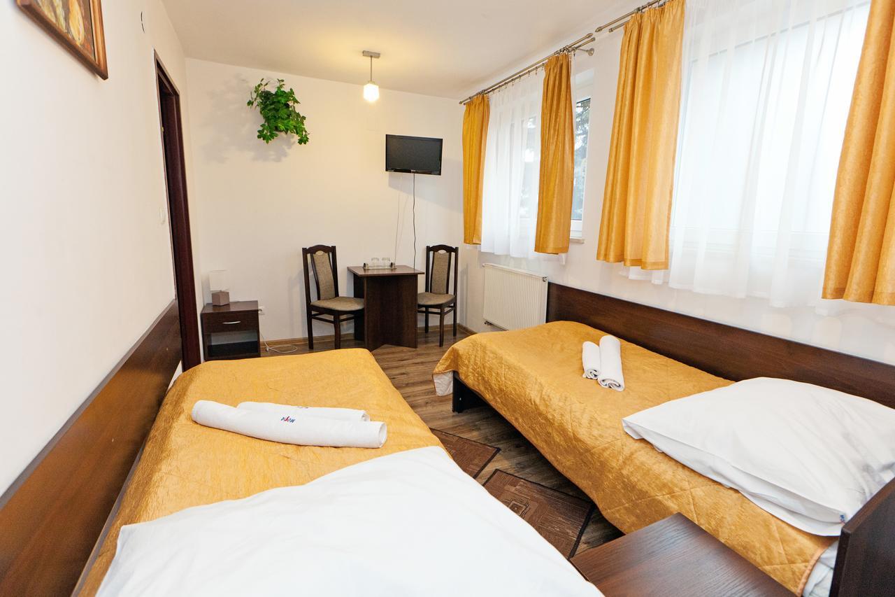 Hotel Turkus Jarosław 외부 사진